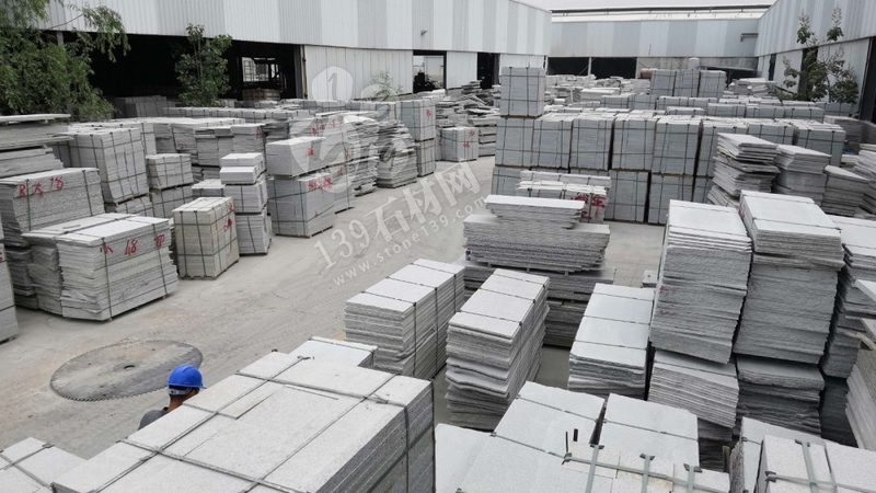 花岗岩与大理石，究竟谁更胜一筹？**