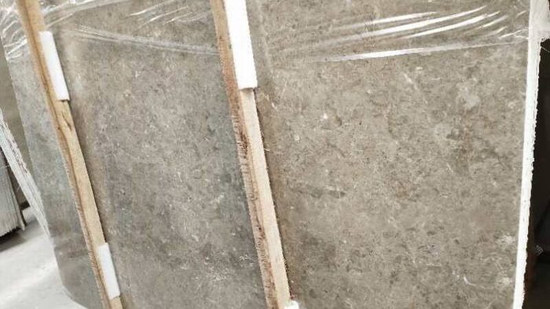 岩板台面批发价格解析：揭秘品质与成本的秘密