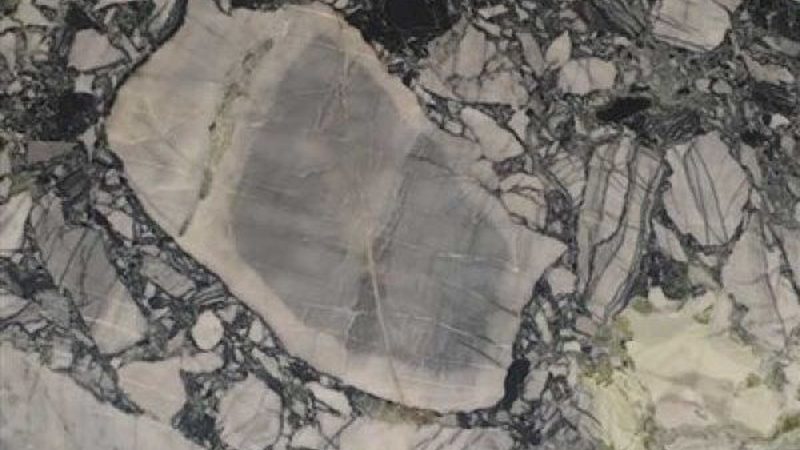 石材马赛克：干挂与湿贴的工艺对比解析